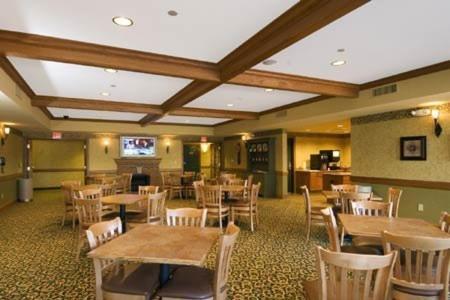 Country Inn & Suites By Radisson, Sycamore, Il Restaurant bilde